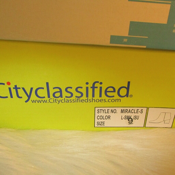 City Classified Miracle booties NIB - Picture 8 of 8